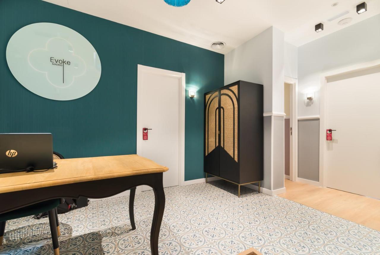Hostal Evoke Madrid Extérieur photo
