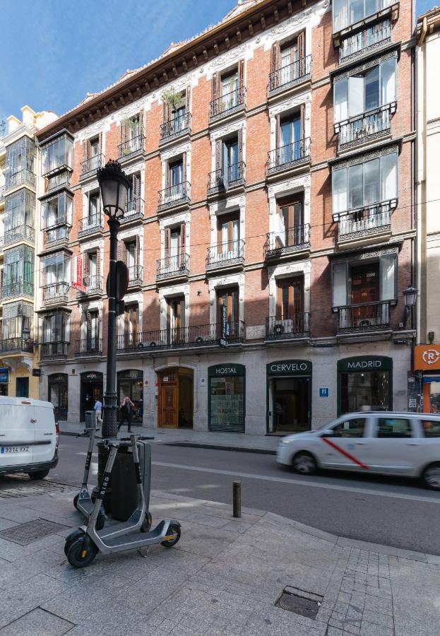 Hostal Evoke Madrid Extérieur photo