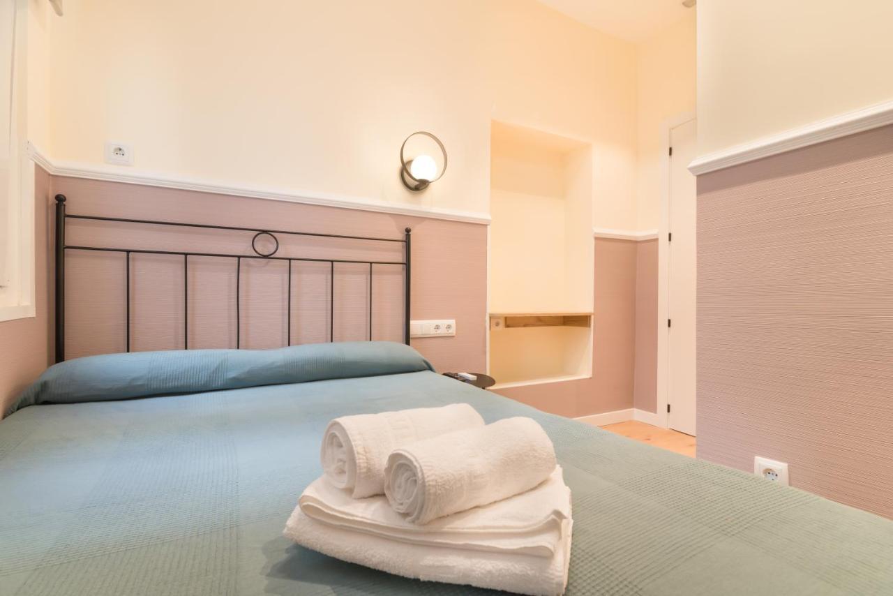 Hostal Evoke Madrid Extérieur photo