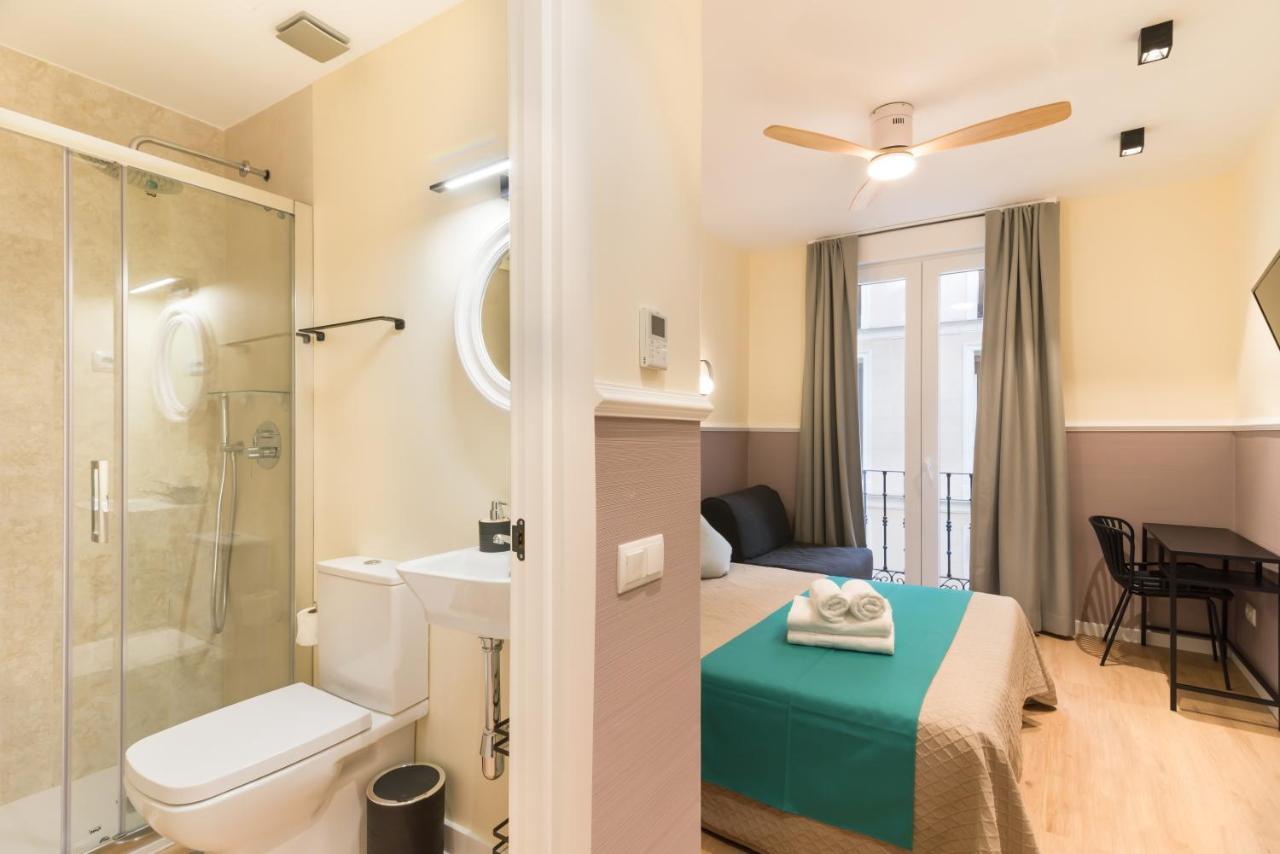 Hostal Evoke Madrid Extérieur photo