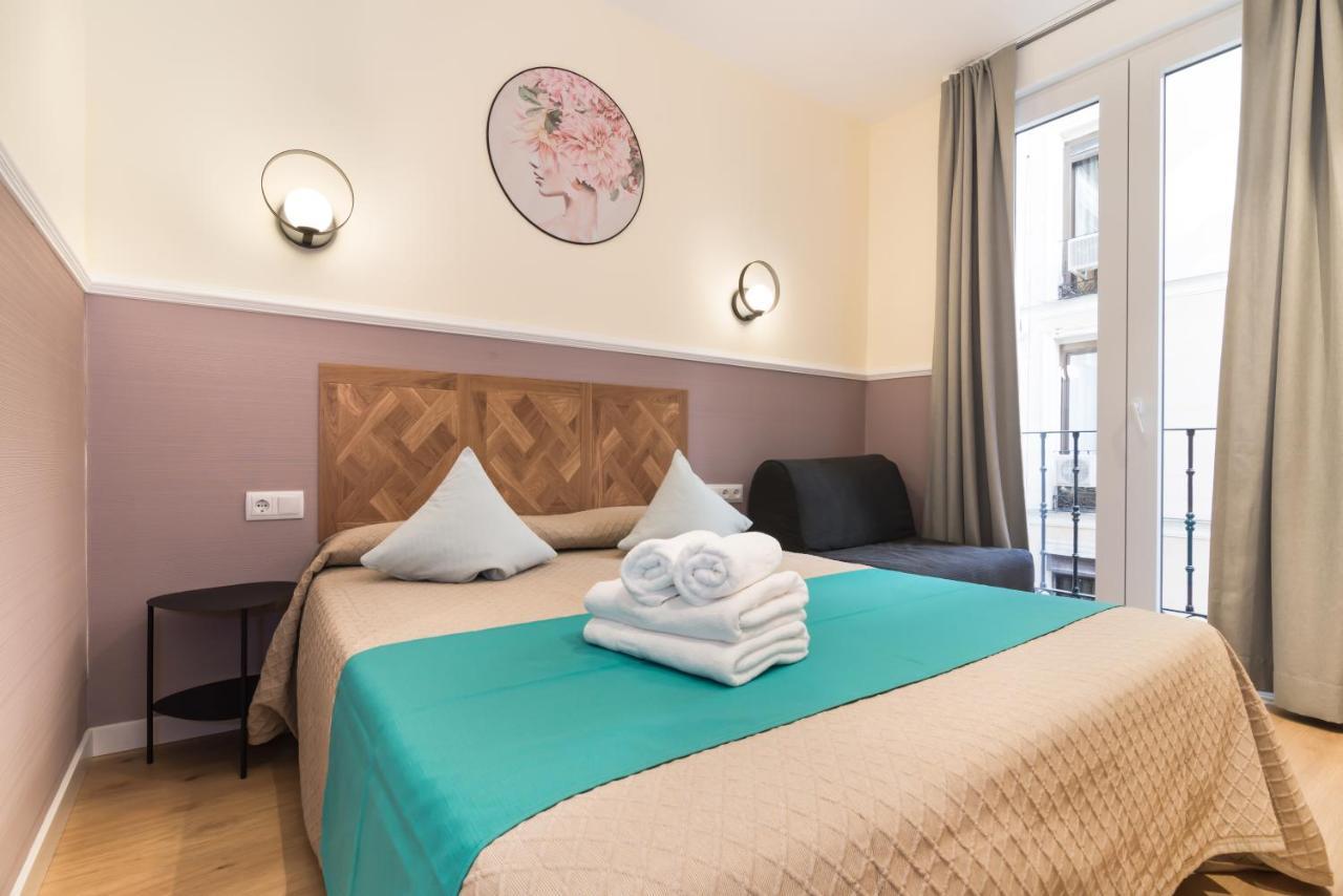 Hostal Evoke Madrid Extérieur photo