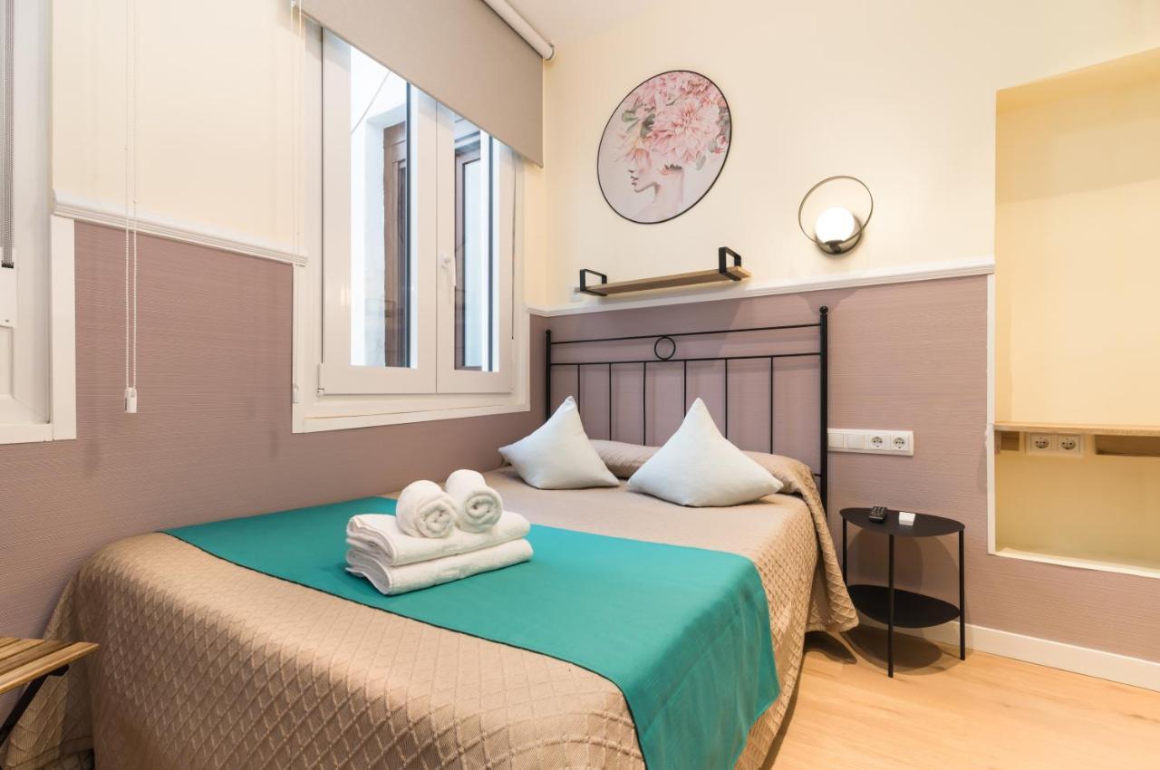 Hostal Evoke Madrid Extérieur photo