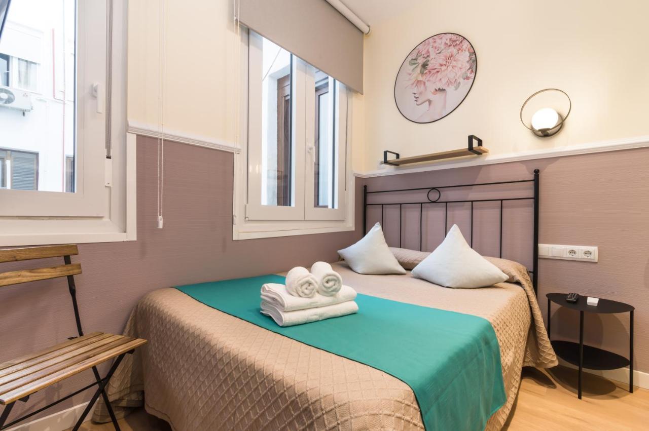 Hostal Evoke Madrid Extérieur photo